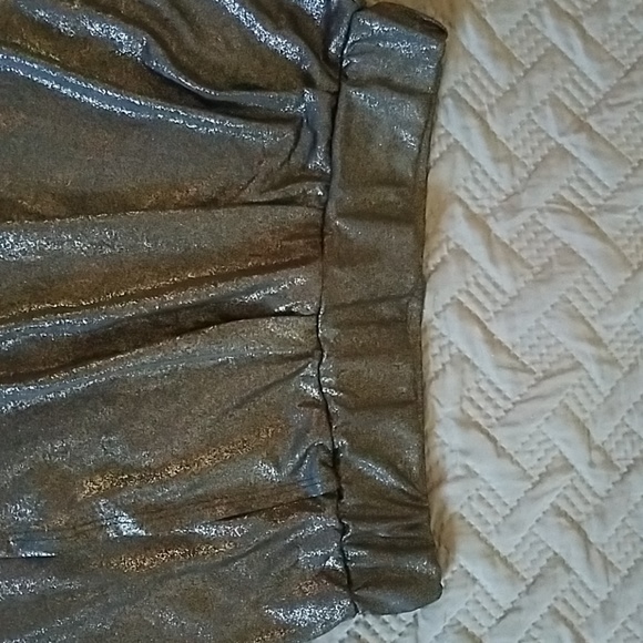 Metallic Mini Skirt - Picture 3 of 4